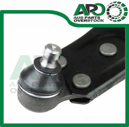 Front Lower Left & Right Control Arms With Ball Joints FOR FORD Focus LR 2002-2005