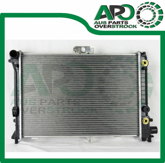 Radiator For SAAB 9000 2.0L/ 2.0 Turbo 2.3L/2.3T Turbo 4Cyl 87-97 550mm