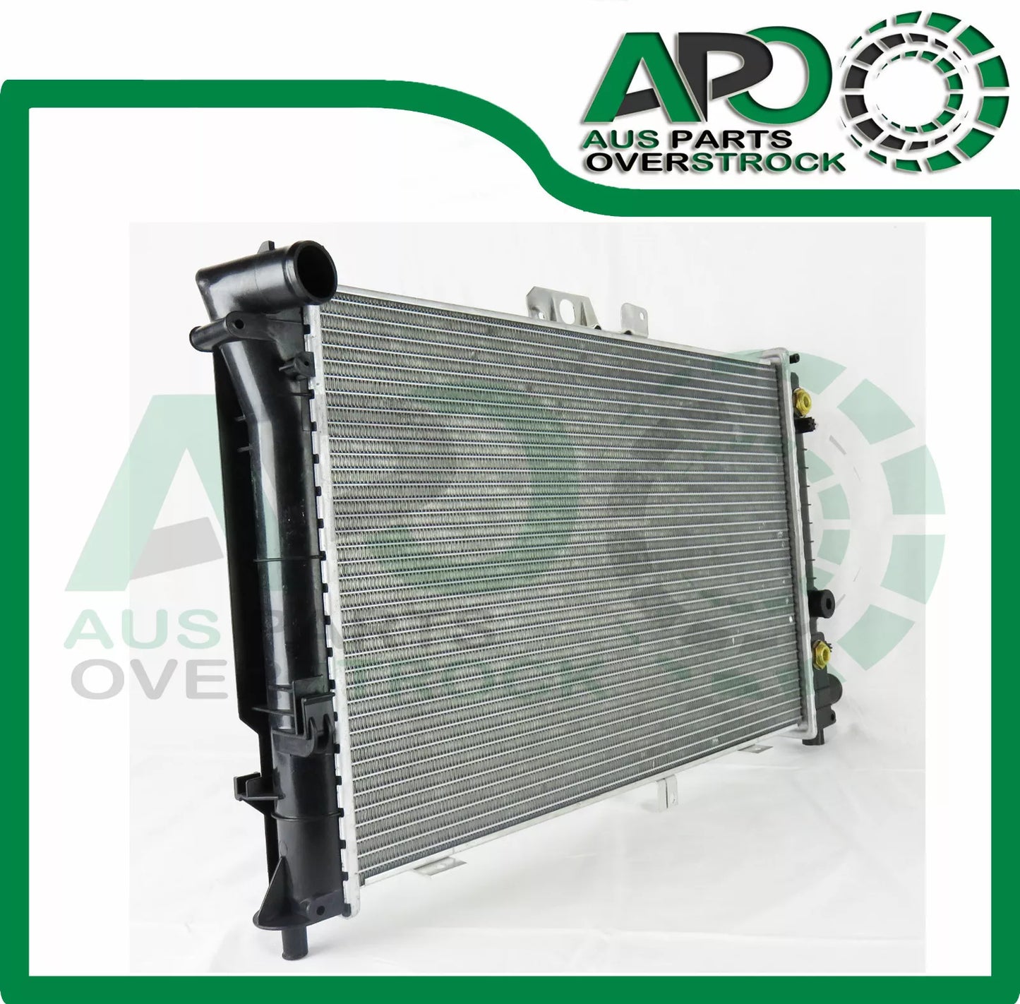 Radiator For SAAB 9000 2.0L/ 2.0 Turbo 2.3L/2.3T Turbo 4Cyl 87-97 550mm