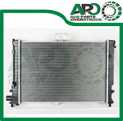 Radiator For SAAB 9000 2.0L/ 2.0 Turbo 2.3L/2.3T Turbo 4Cyl 87-97 550mm